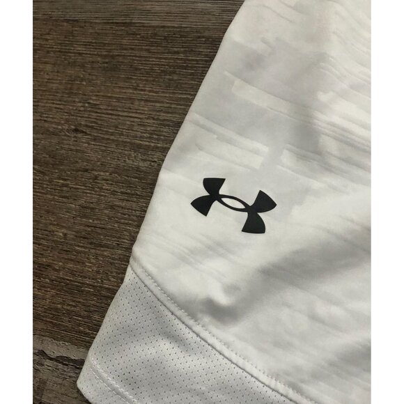 Under Armour Heatgear Mens 2XL Gray Athletic Shorts with Pockets - Picture 2 of 6